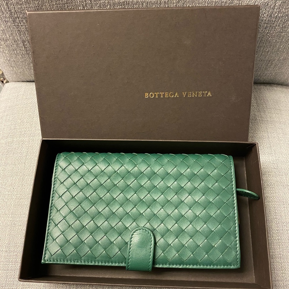 bottega veneta wallet